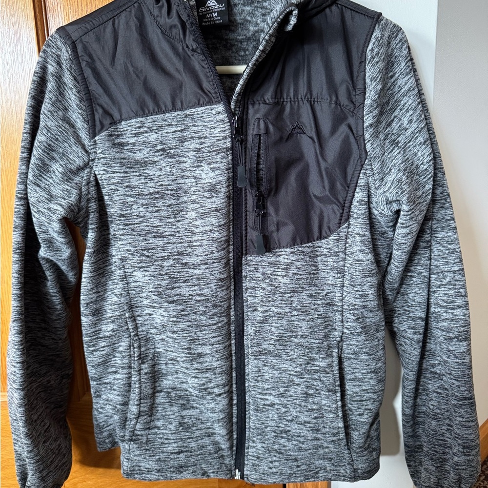 Men's Black and Gray Jacket